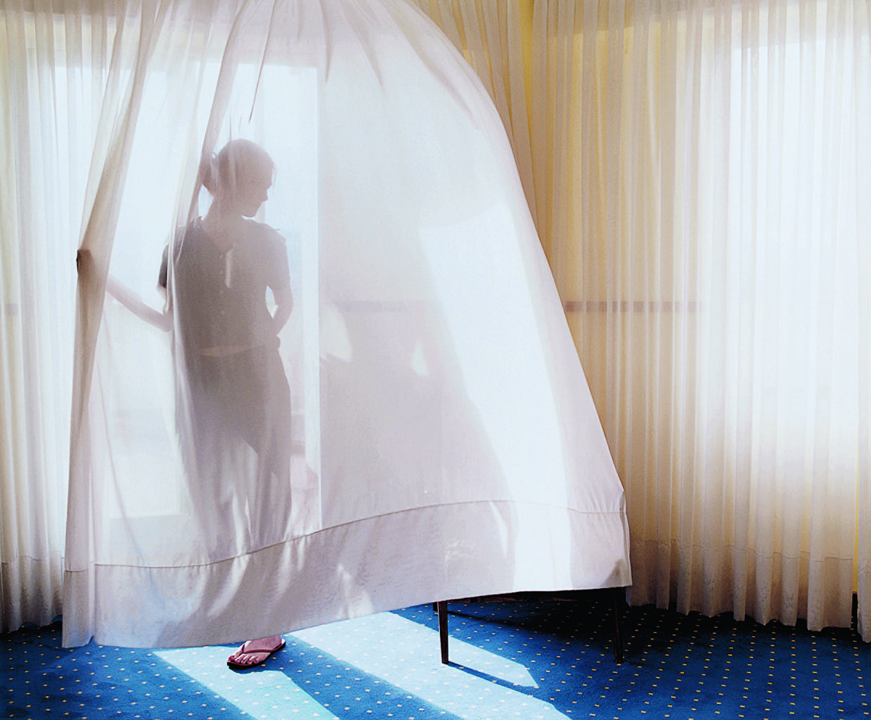 Aino Kannisto, Untitled (Translucent Curtain), 2002, Galerie m Bochum © Aino Kannisto, courtesy: Galerie m Bochum